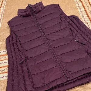 Heatkeep Vest, Chic, Insulated, Eggplant, Nylon with Down Blend Insulator, S